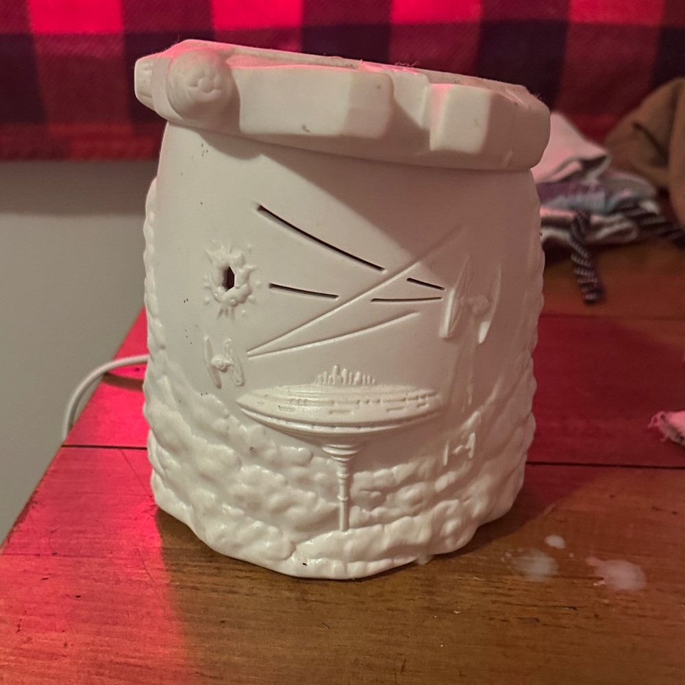 Scentsy White Warmer